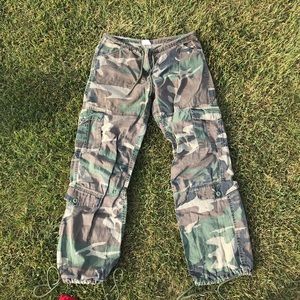 Green army cargo pants
